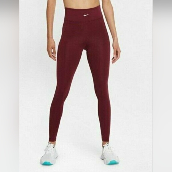 N I K E PRO LUXE - Picture 1 of 5